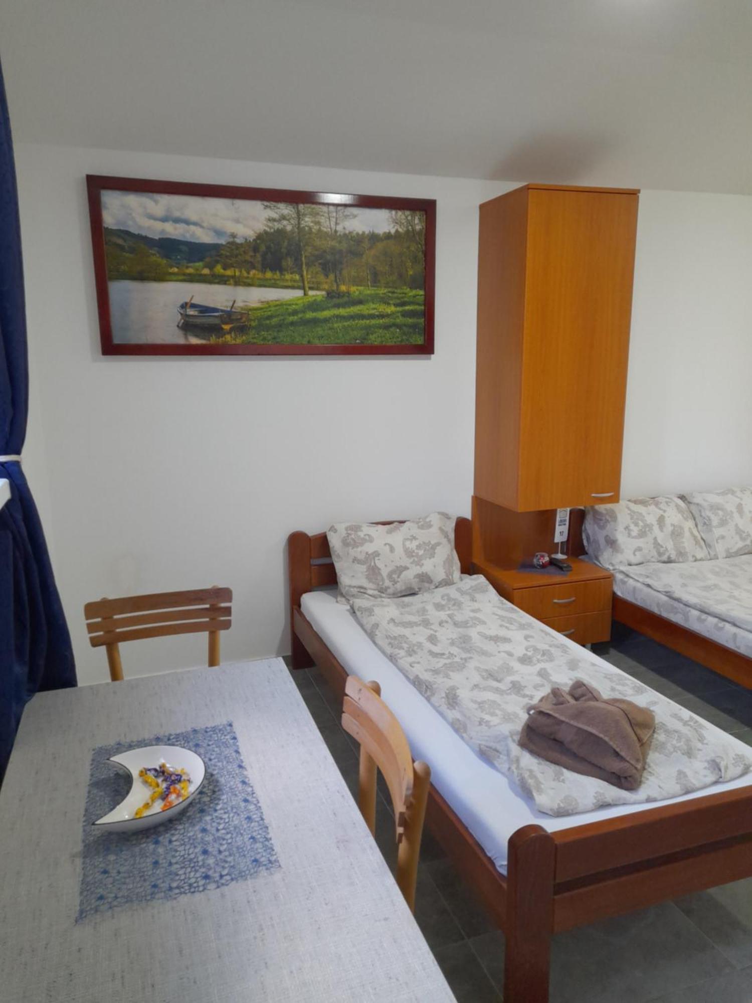 Libero Apartmani Surcin Номер фото