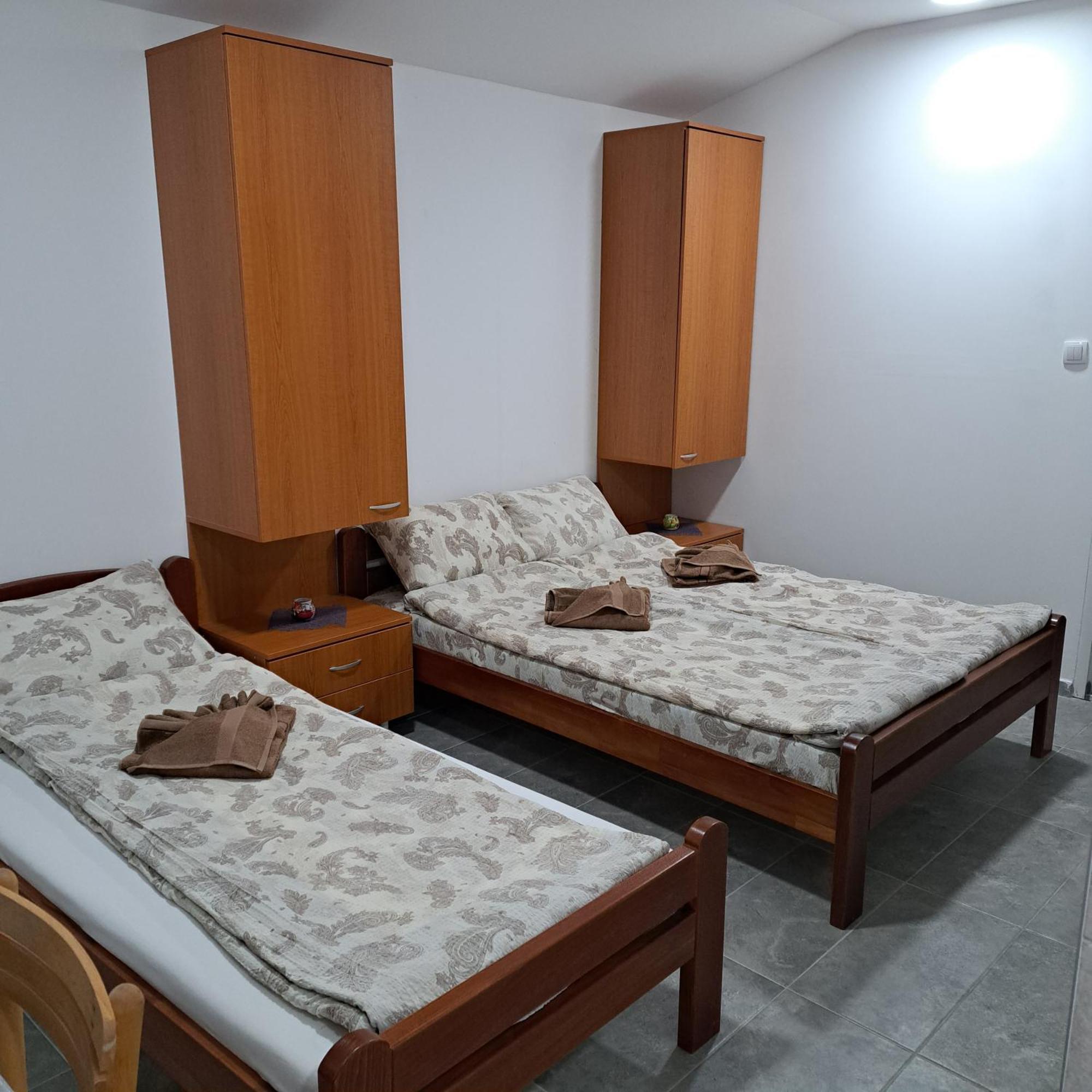 Libero Apartmani Surcin Экстерьер фото
